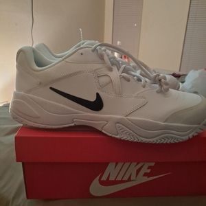 Nike court lite 2